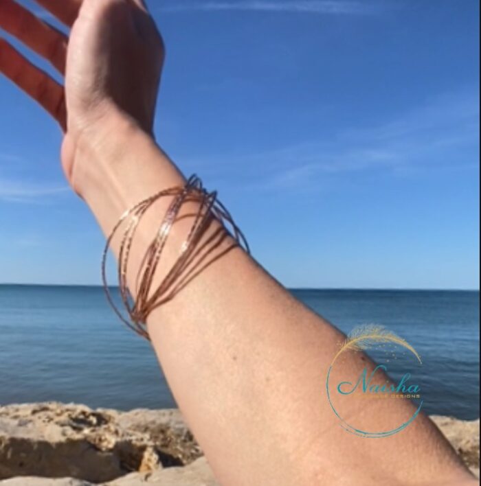Brazalete Multianillos con Baño de Cobre – Artesanal
