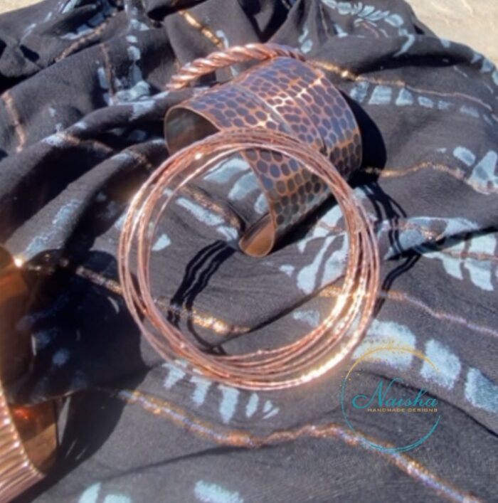 Brazalete Multianillos con Baño de Cobre – Artesanal