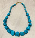 Collar con Piedras Grandes