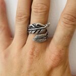 Anillo Pluma de Plata – Ajustable y artesanal de la India