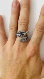 Anillo Pluma de Plata – Ajustable y artesanal de la India